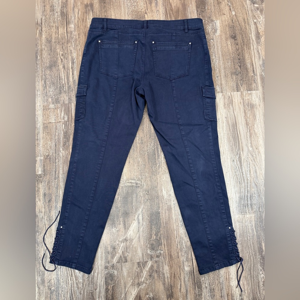 White House Black Market Women’s Size 16 Dark Blue Skinny Pants Lace Ankle - Picture 10 of 10